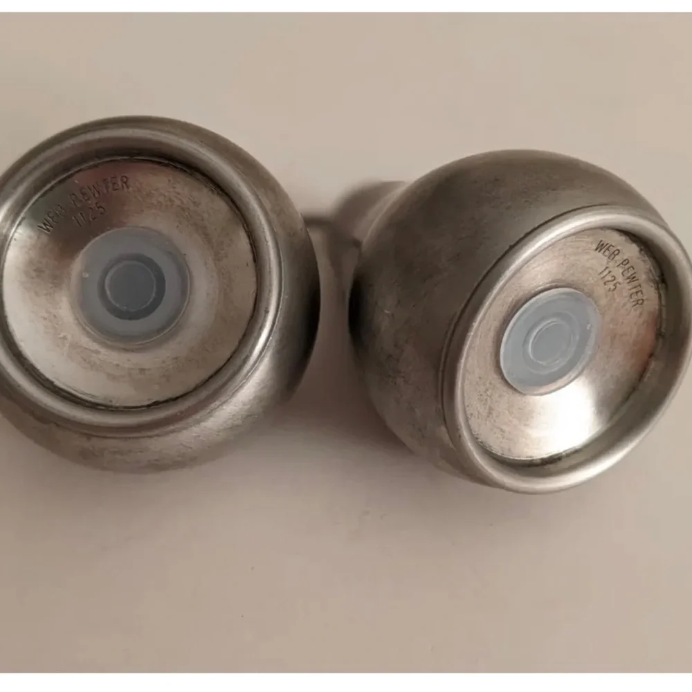 Vintage Web Pewter Salt and pepper shakers! - Picture 3 of 3